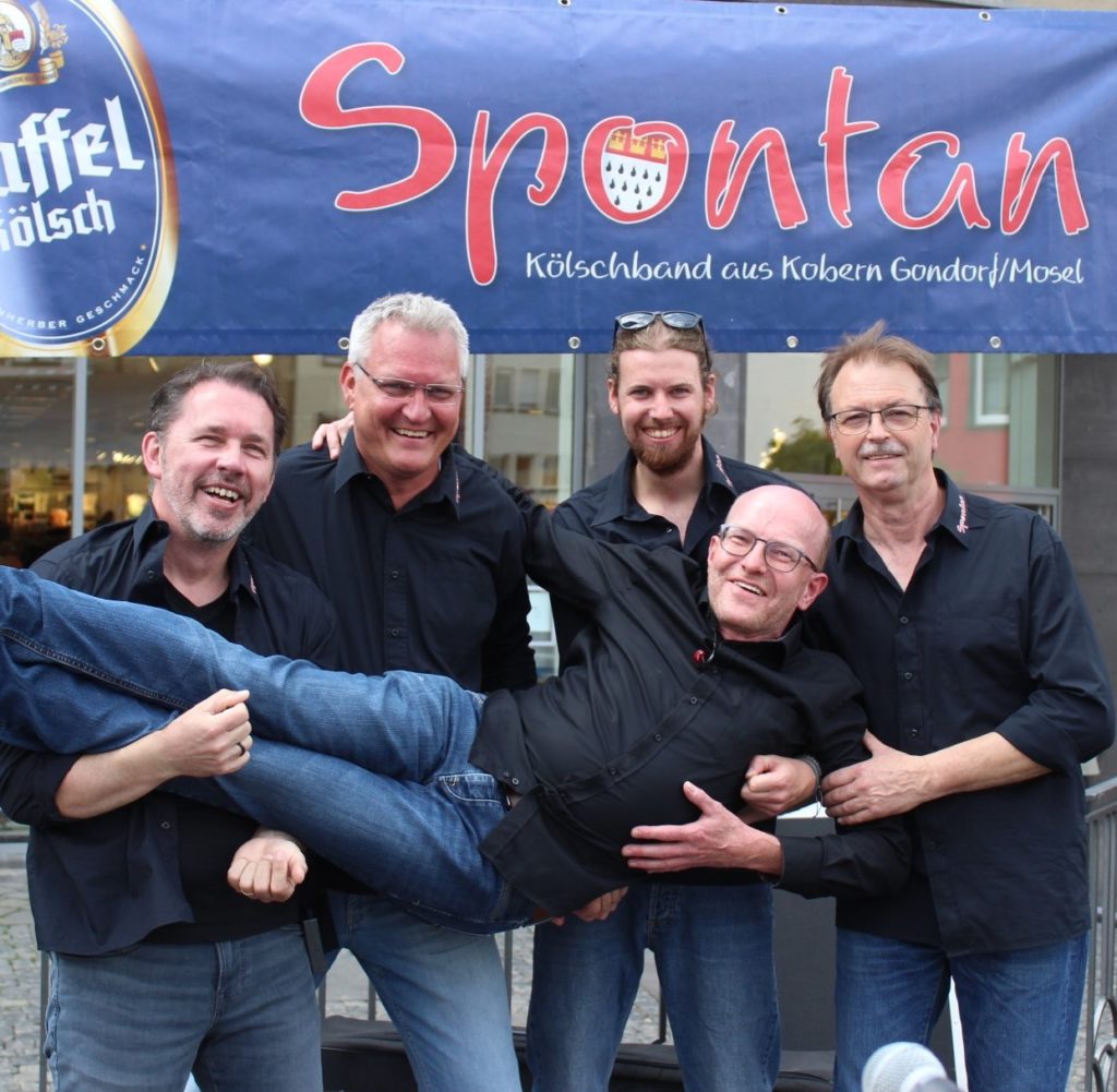 Spontan Konzet op Kölsch Fassbierkller Musik Live Song Musiker